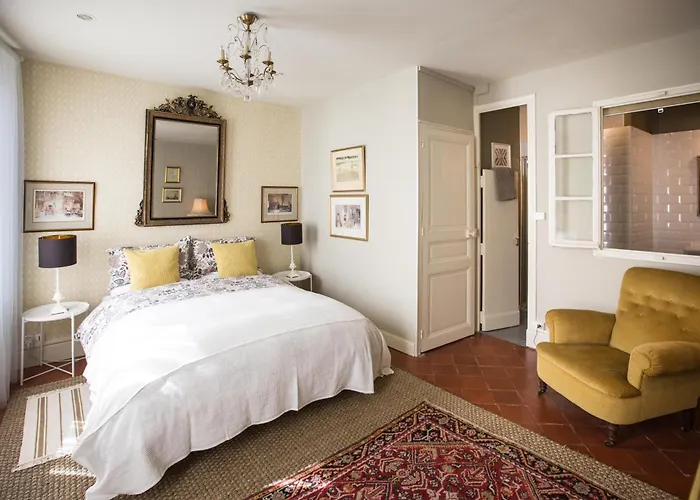 Maison 1888 - Roof Terrace & Cite Views 度假居